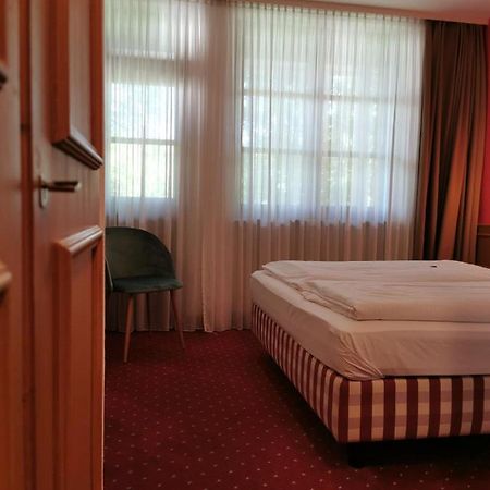 Landhotel Oelmuehle Mombris 외부 사진