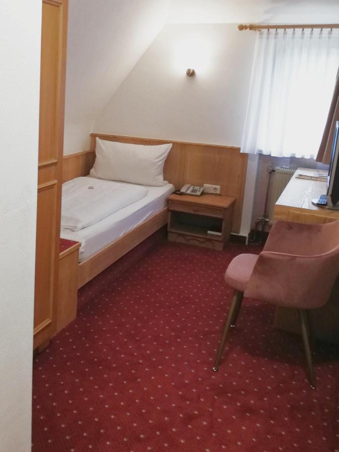 Landhotel Oelmuehle Mombris 외부 사진