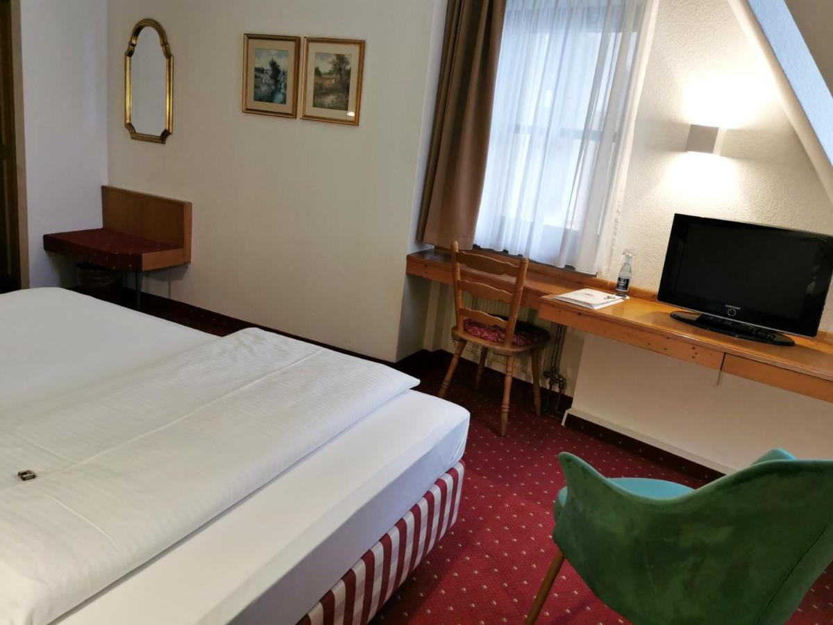 Landhotel Oelmuehle Mombris 외부 사진