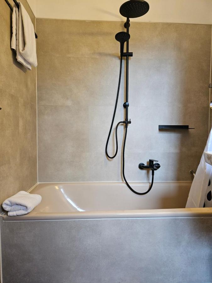 Landhotel Oelmuehle Mombris 외부 사진