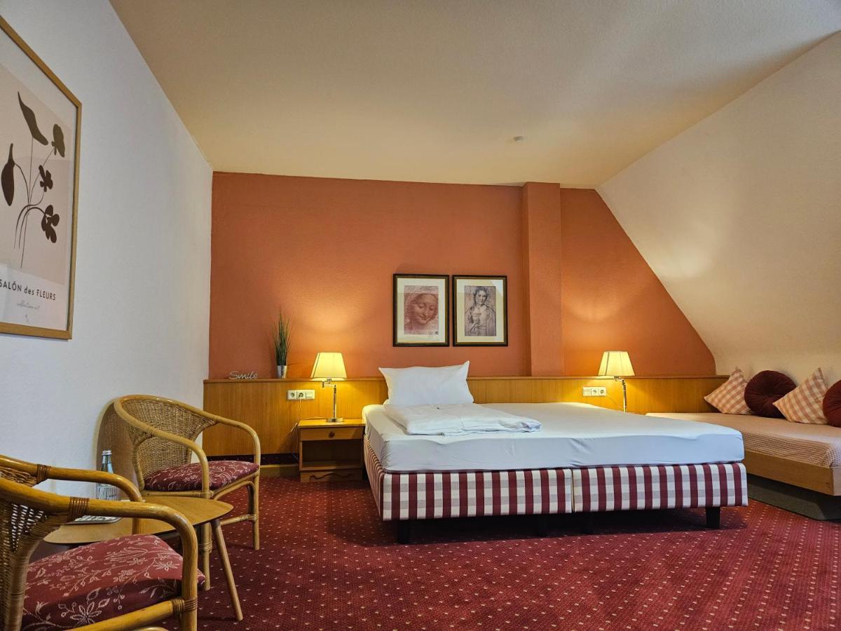 Landhotel Oelmuehle Mombris 외부 사진